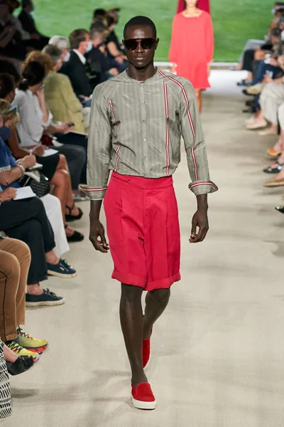 Look 36